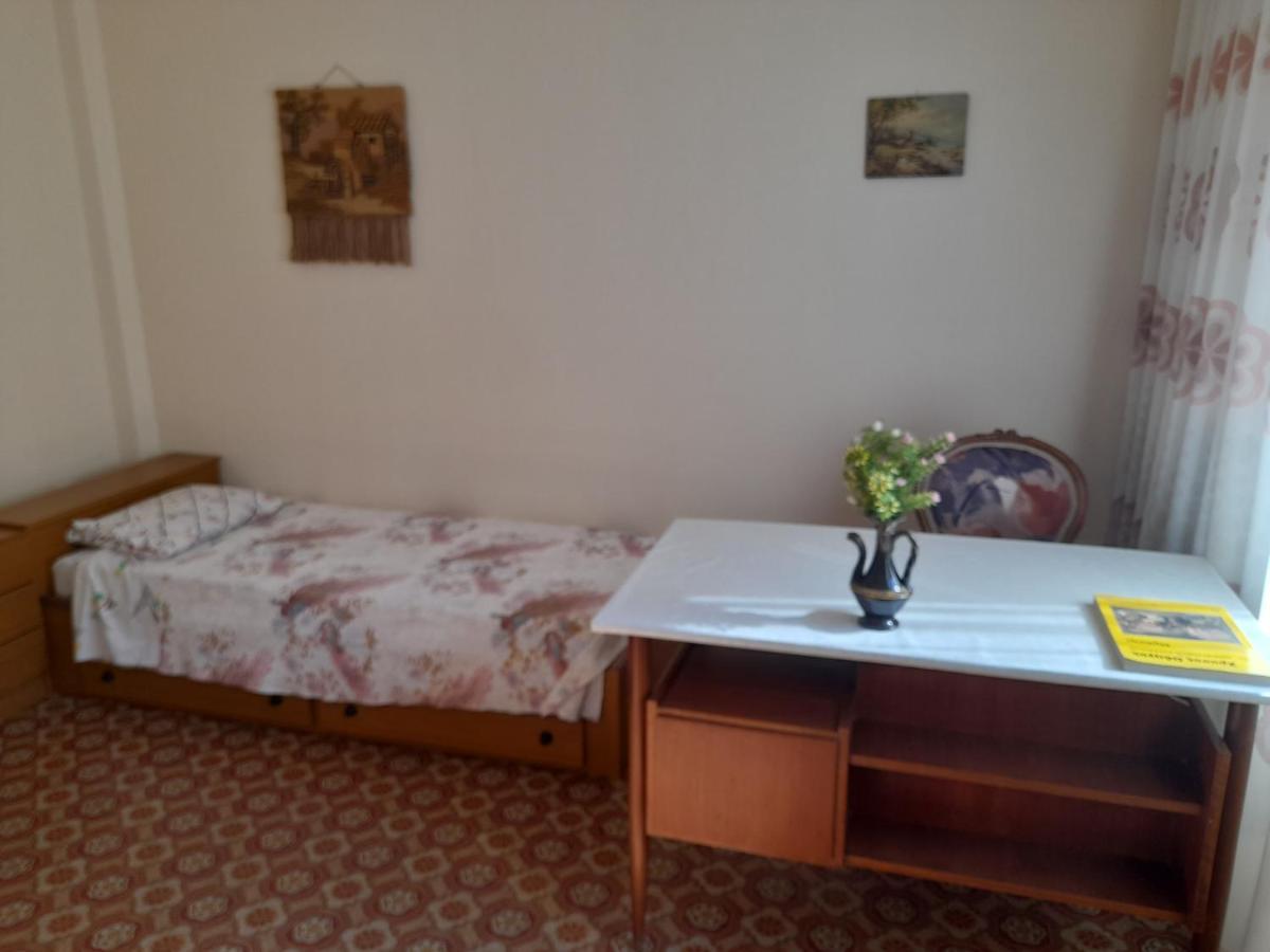 Friendly Philoxenia Apartment ซานธี ภายนอก รูปภาพ